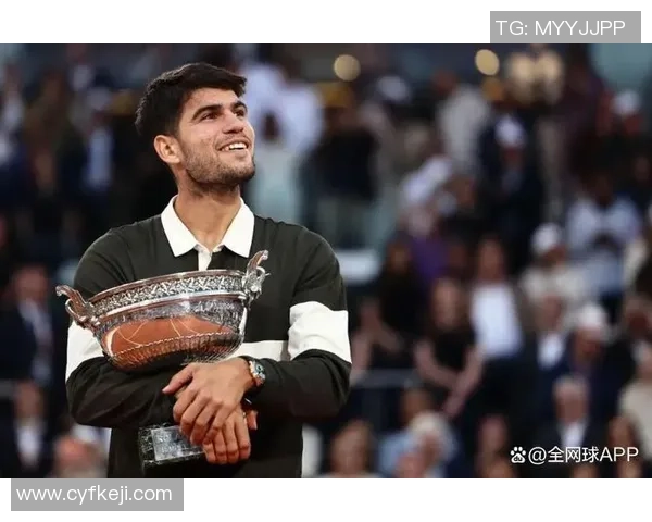 总决赛最终一席白热化竞赛,穆塞蒂小黑疯子陪德约加练!